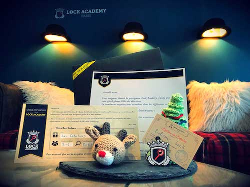 Gift box escape game - Gift box Christmas escape room Lock Academy